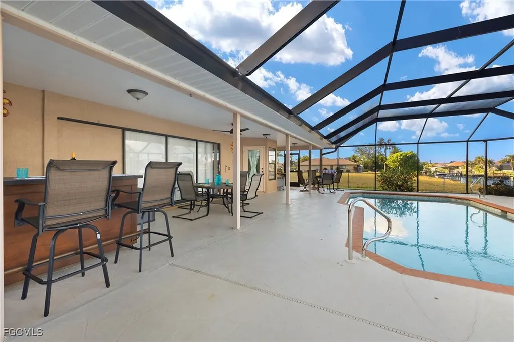 1327 SE 17th Street Cape Coral FL 33990
