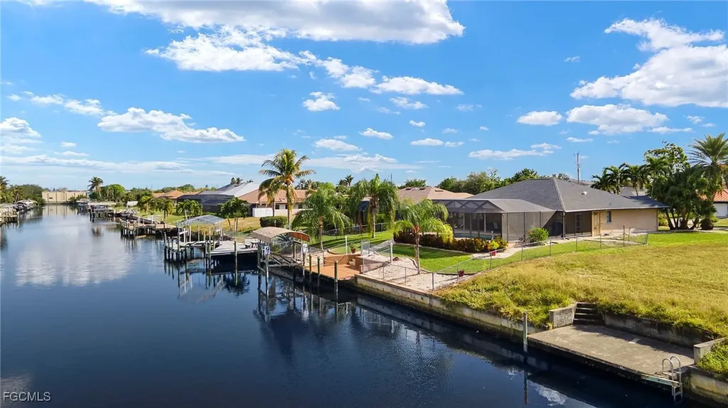 1327 SE 17th Street Cape Coral FL 33990
