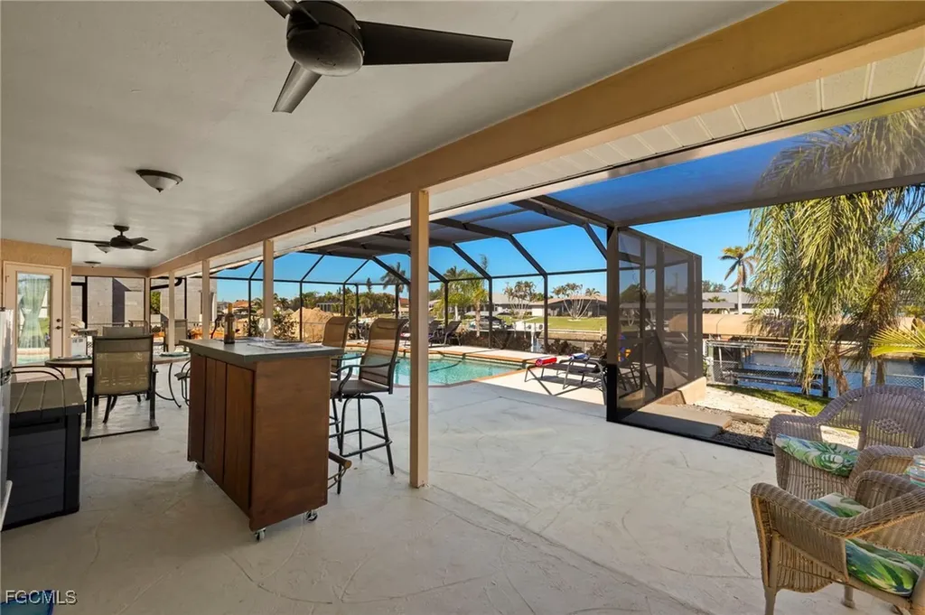 1327 SE 17th Street Cape Coral FL 33990