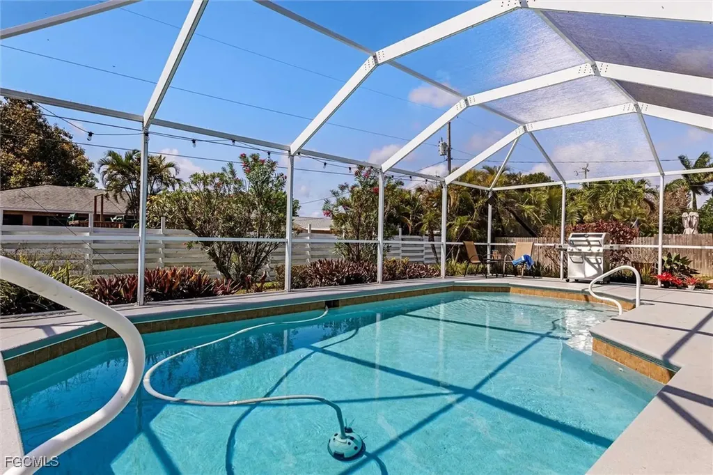 310 SE 47th Street Cape Coral FL 33904
