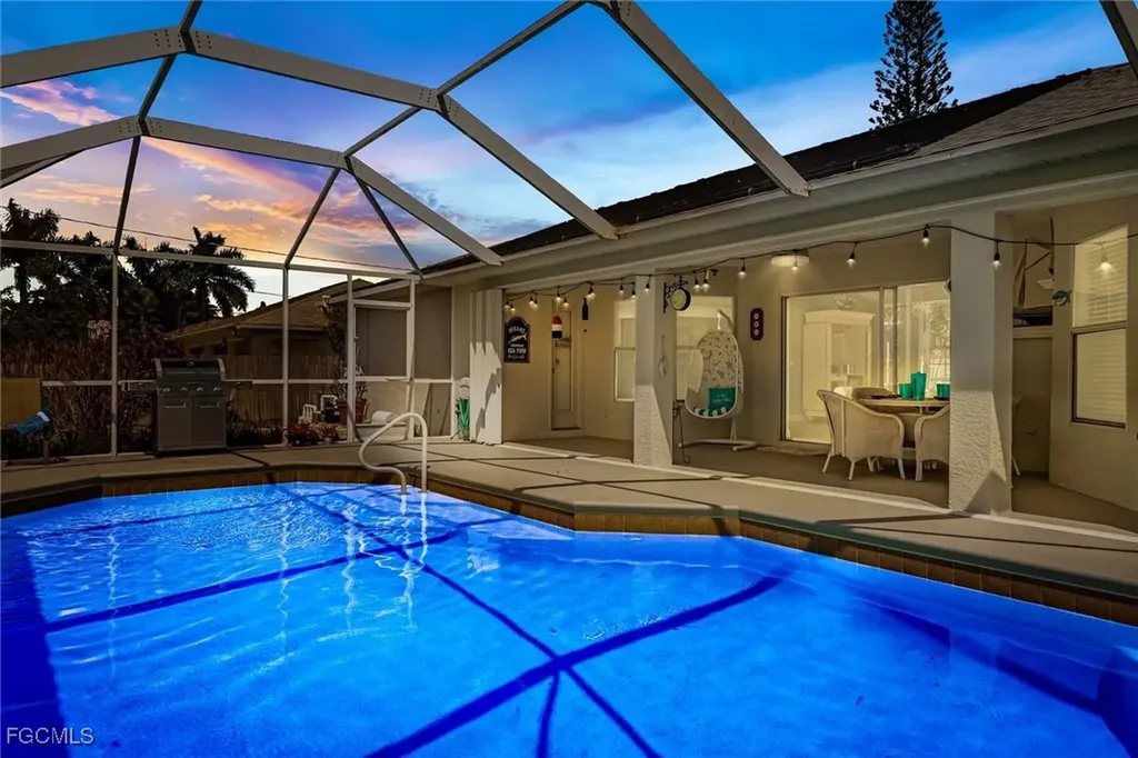 310 SE 47th Street Cape Coral FL 33904