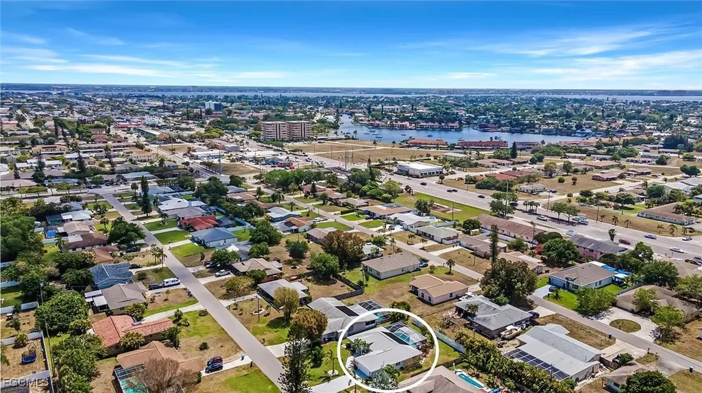 310 SE 47th Street Cape Coral FL 33904