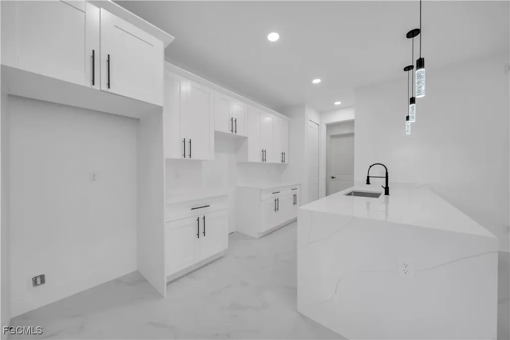 404 W 15th Street Lehigh Acres FL 33972