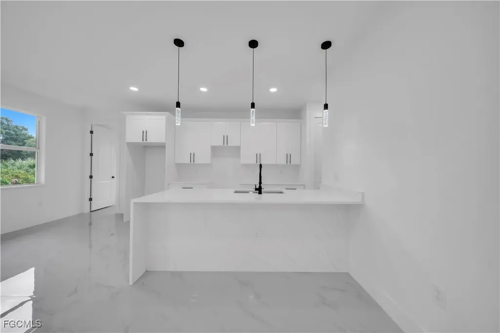 404 W 15th Street Lehigh Acres FL 33972