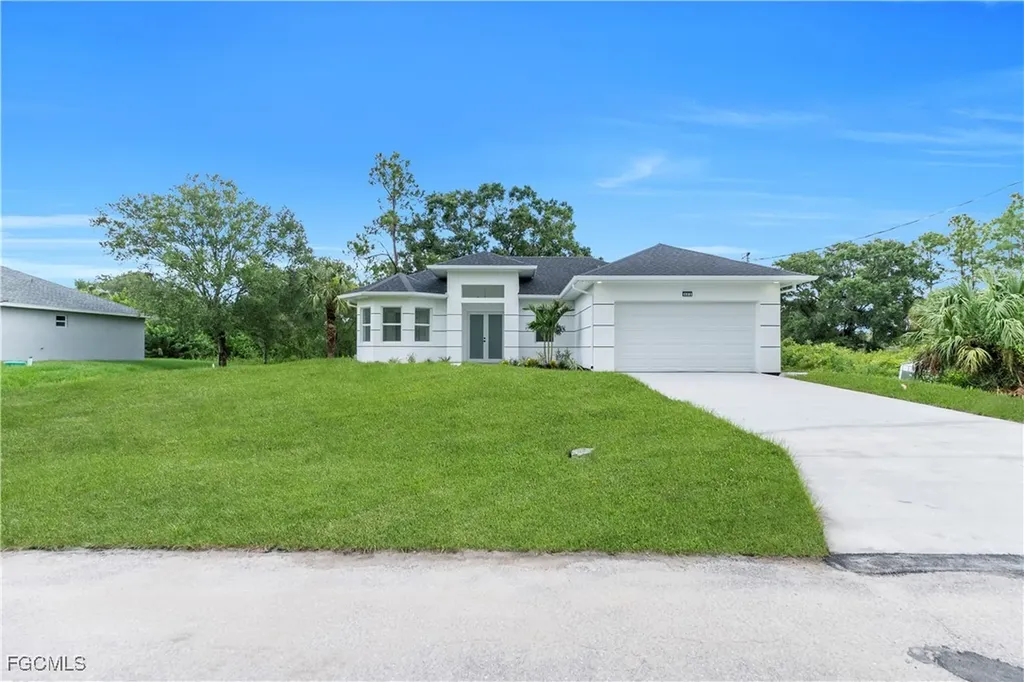404 W 15th Street Lehigh Acres FL 33972