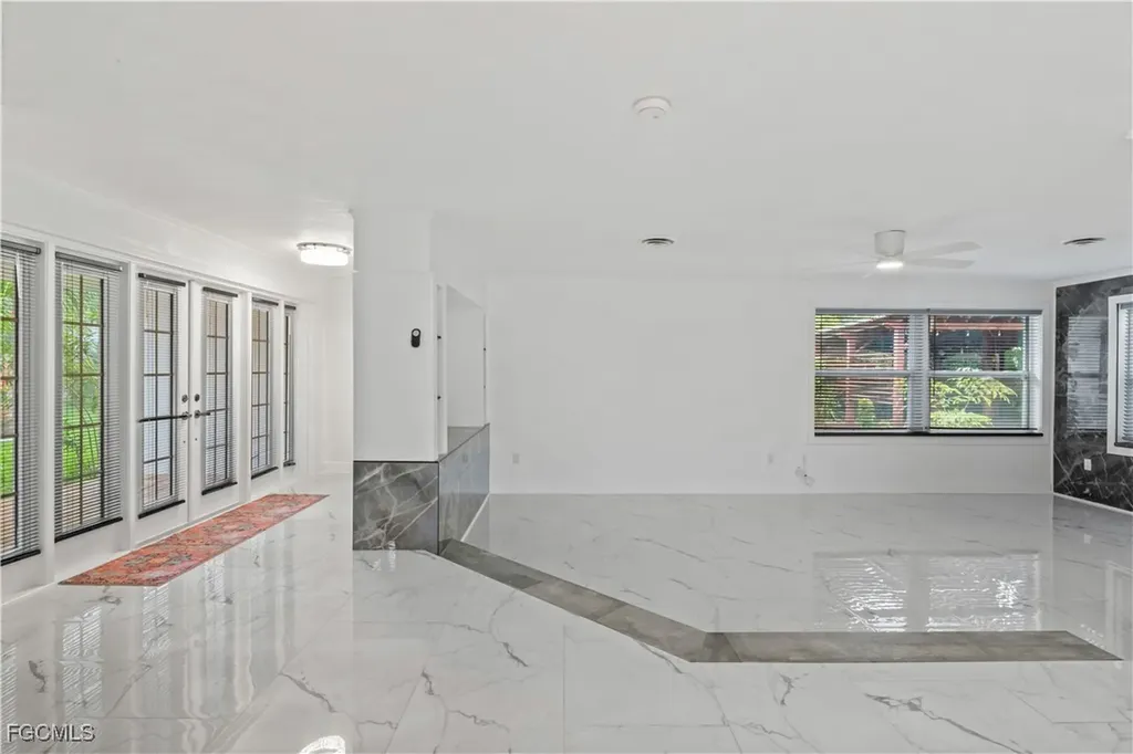 2702 Mcgregor Boulevard Fort Myers FL 33901