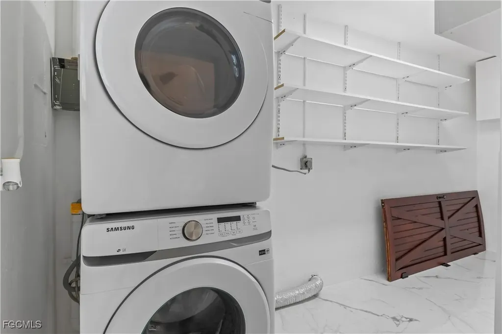 2702 Mcgregor Boulevard Fort Myers FL 33901