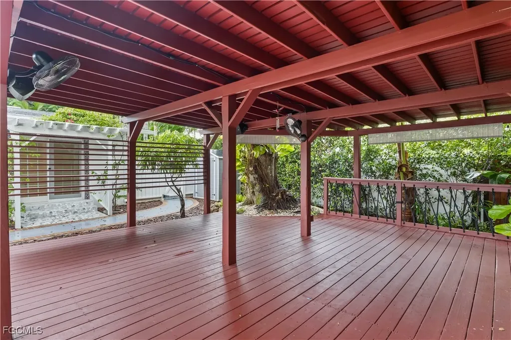 2702 Mcgregor Boulevard Fort Myers FL 33901