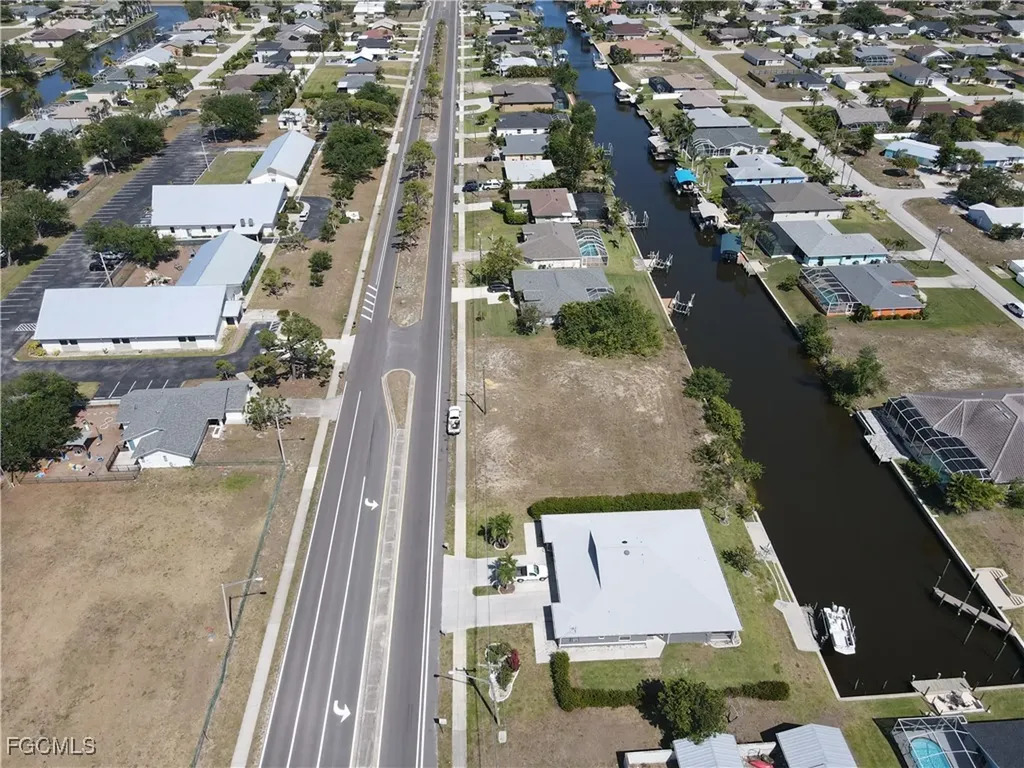 718 Mohawk Parkway Cape Coral FL 33914