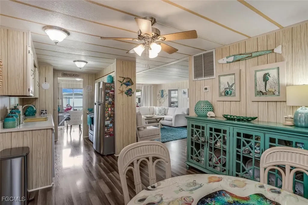 2782 Wedgewood Drive North Fort Myers FL 33917