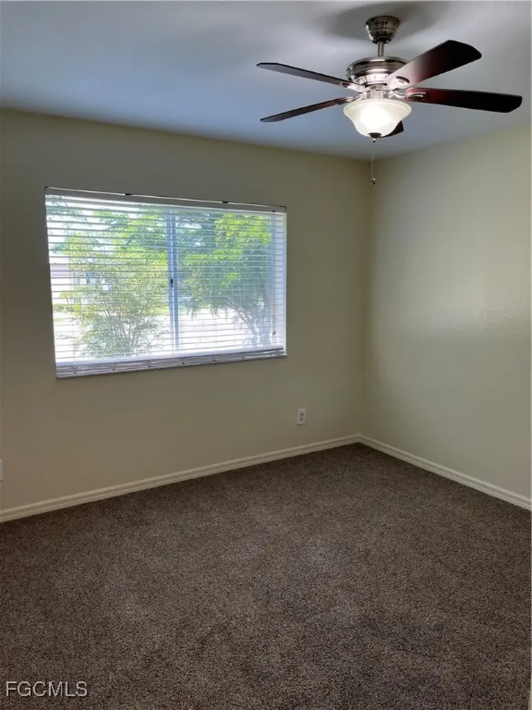 9999 Chiana Circle Fort Myers FL 33905