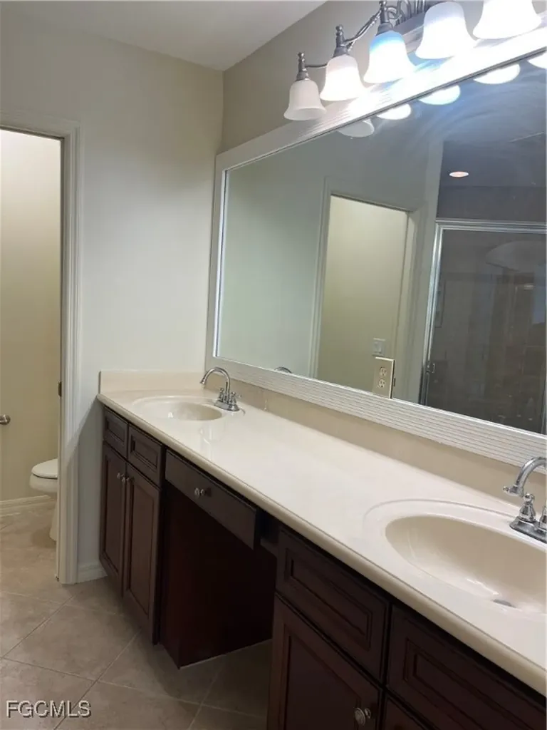9999 Chiana Circle Fort Myers FL 33905