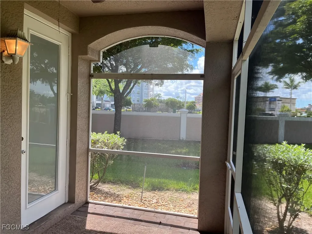 9999 Chiana Circle Fort Myers FL 33905