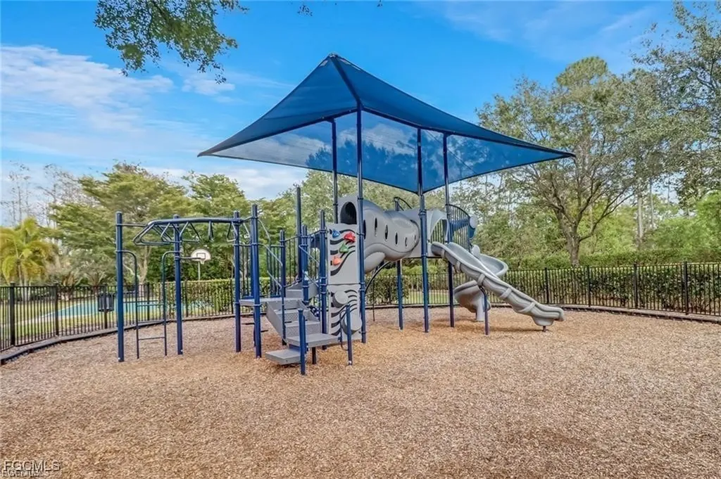 9999 Chiana Circle Fort Myers FL 33905