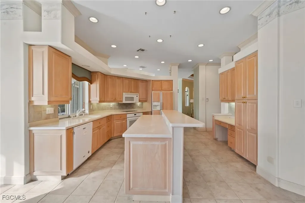 12022 Mahogany Isle Lane Fort Myers FL 33913