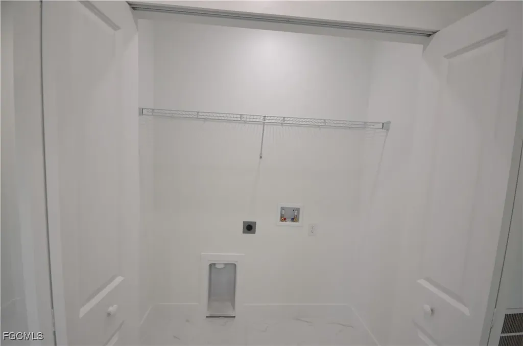 2188 Barker Boulevard Fort Myers FL 33916