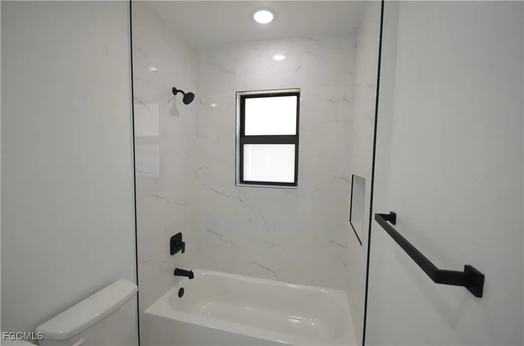 2188 Barker Boulevard Fort Myers FL 33916