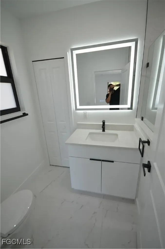 2188 Barker Boulevard Fort Myers FL 33916