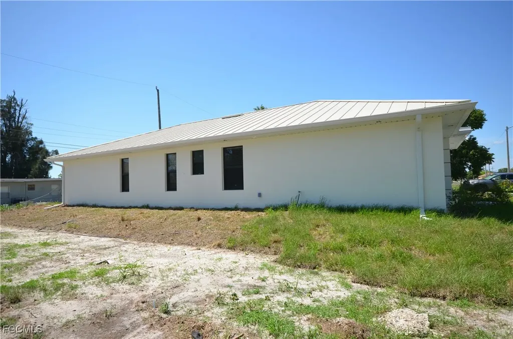 2188 Barker Boulevard Fort Myers FL 33916