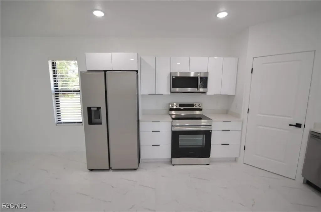 2188 Barker Boulevard Fort Myers FL 33916
