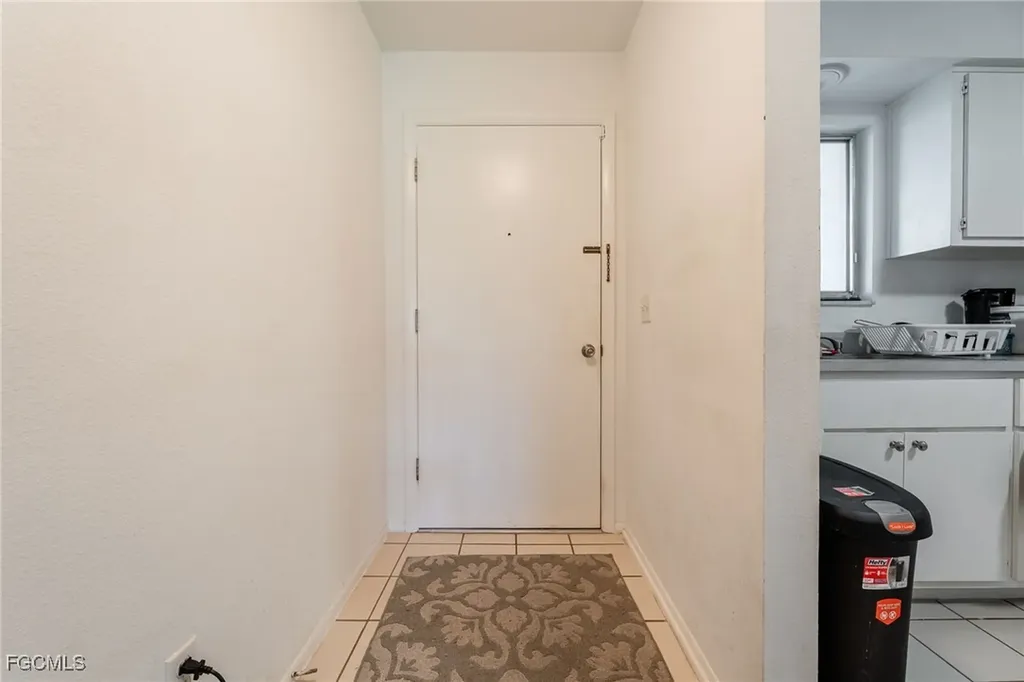 8649 Flores Court Fort Myers FL 33907