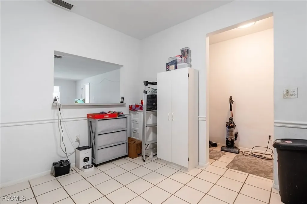 8649 Flores Court Fort Myers FL 33907