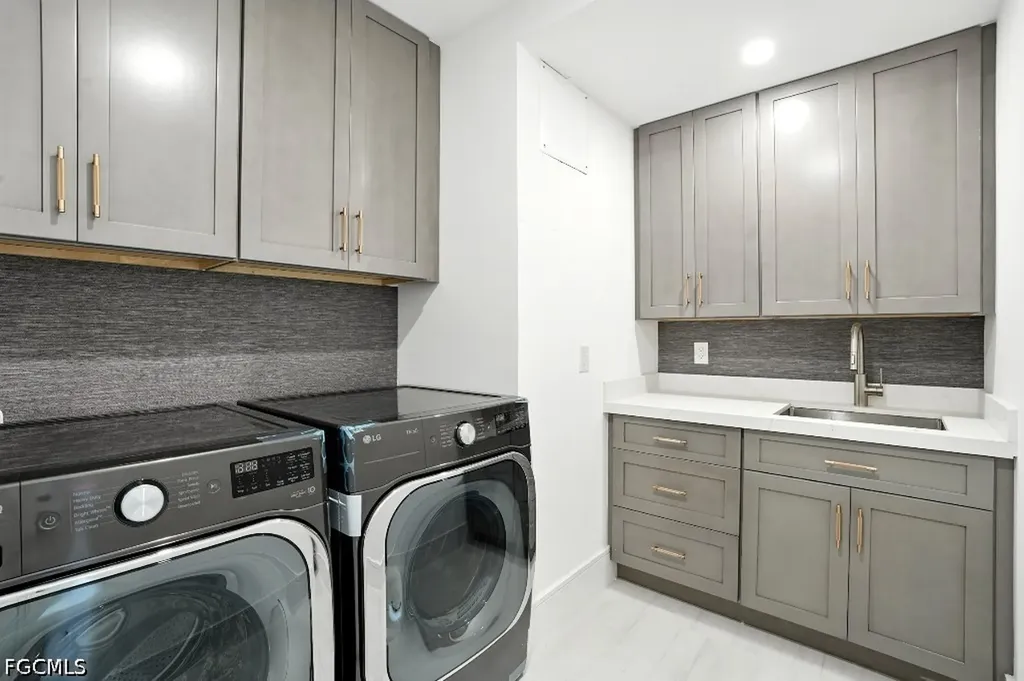 11853 Princess Grace Court Cape Coral FL 33991