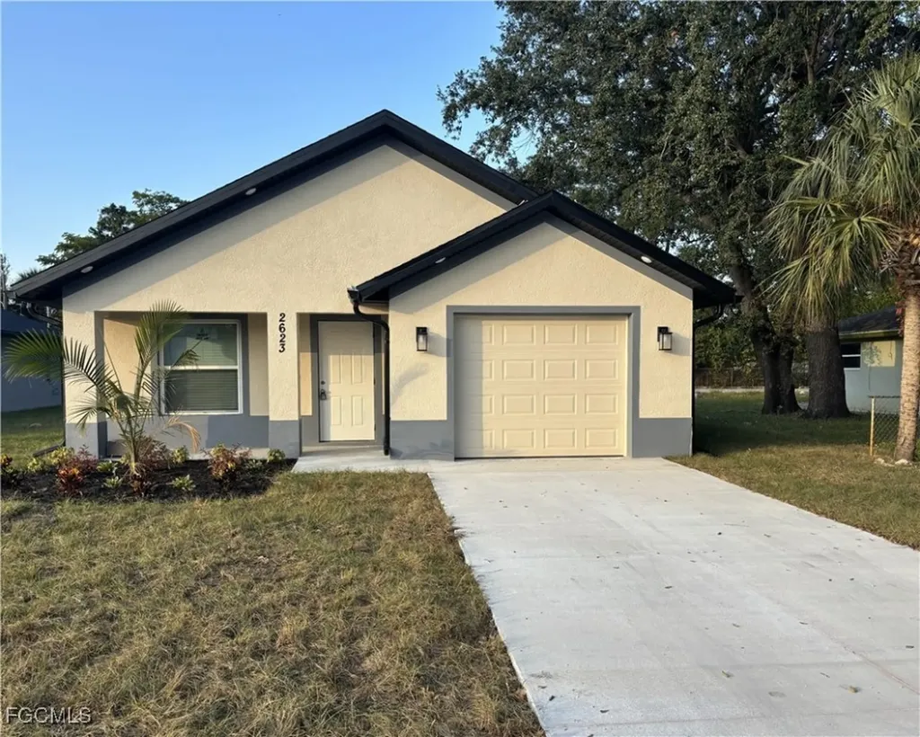 2623 Lafayette Street Fort Myers FL 33916