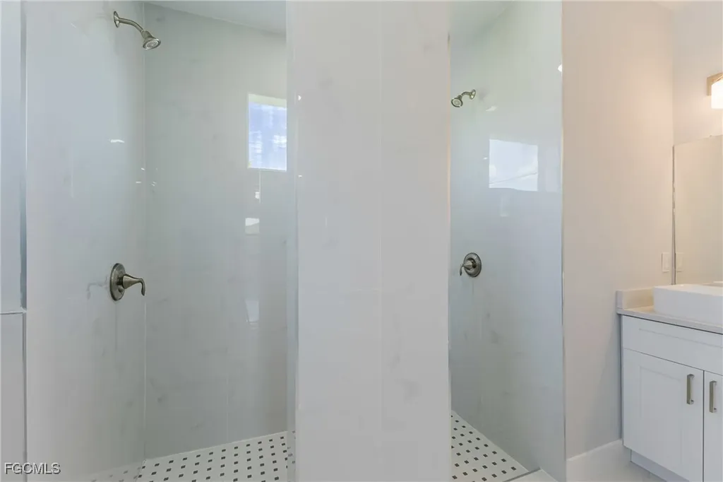 1726 NW 20th Terrace Cape Coral FL 33993