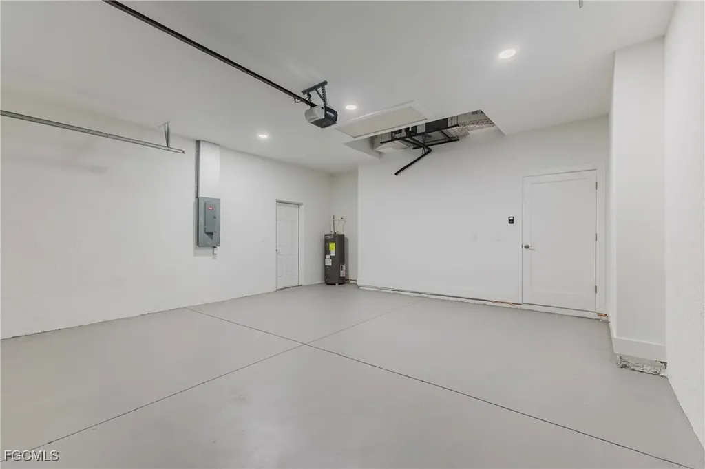 1726 NW 20th Terrace Cape Coral FL 33993