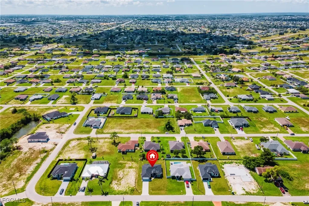 1726 NW 20th Terrace Cape Coral FL 33993