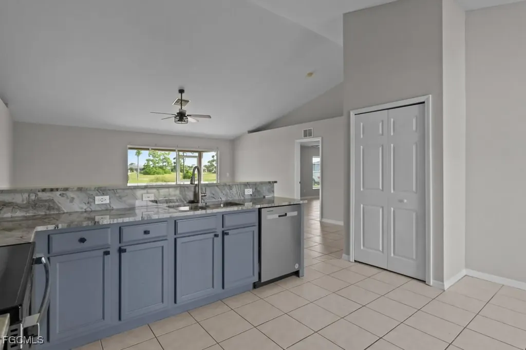 2321 NW 25th Terrace Cape Coral FL 33993