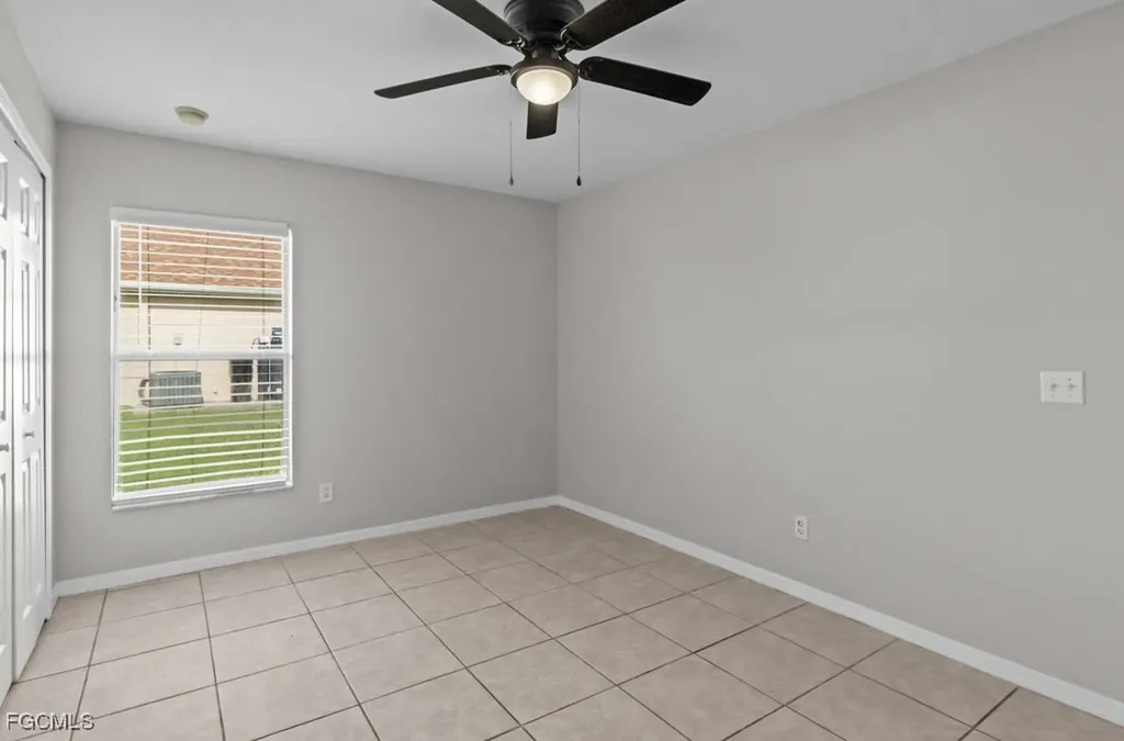 2321 NW 25th Terrace Cape Coral FL 33993