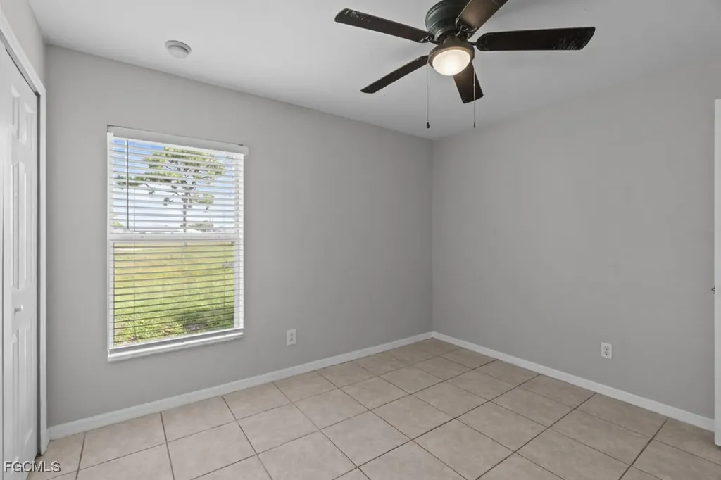 2321 NW 25th Terrace Cape Coral FL 33993