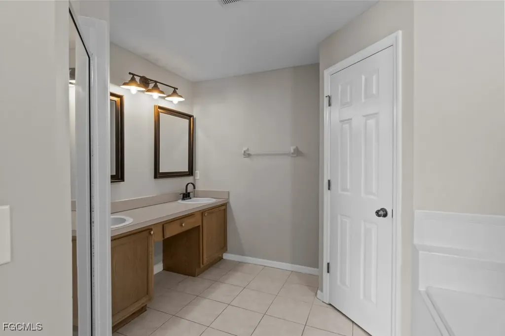 2321 NW 25th Terrace Cape Coral FL 33993