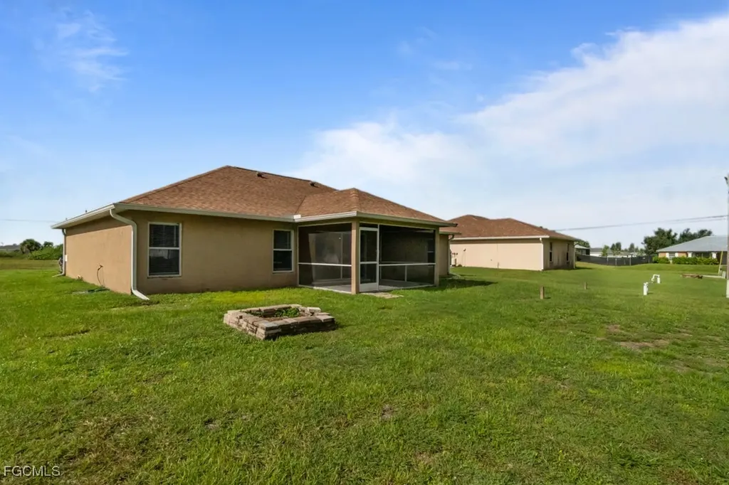 2321 NW 25th Terrace Cape Coral FL 33993