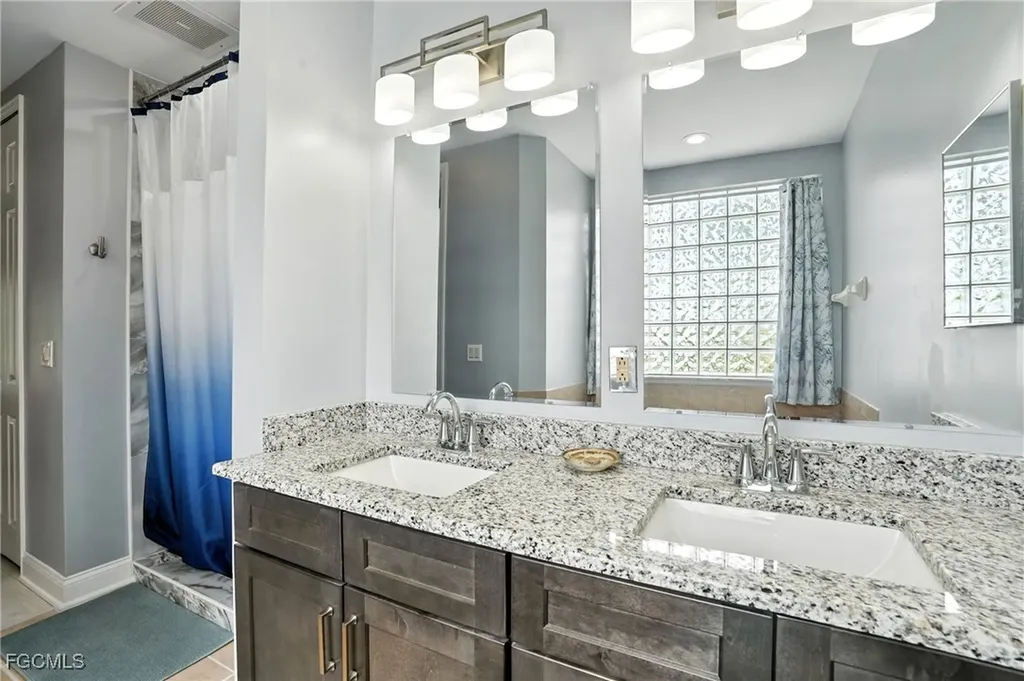 15256 Riverbend Boulevard North Fort Myers FL 33917