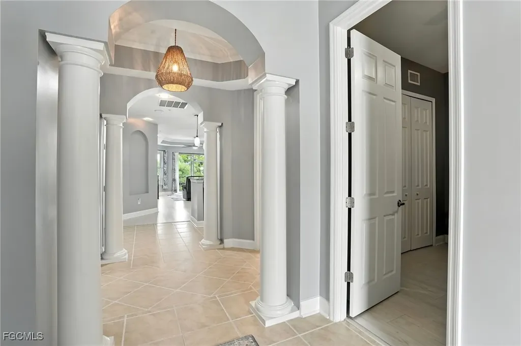 15256 Riverbend Boulevard North Fort Myers FL 33917