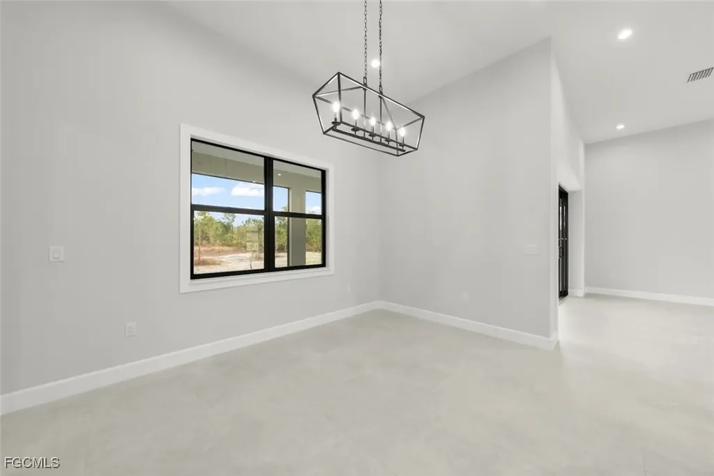 2481 24th Avenue NE Naples FL 34120