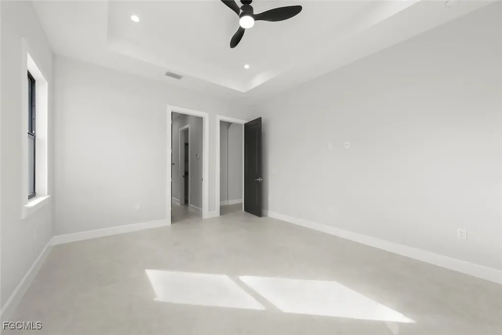 2481 24th Avenue NE Naples FL 34120