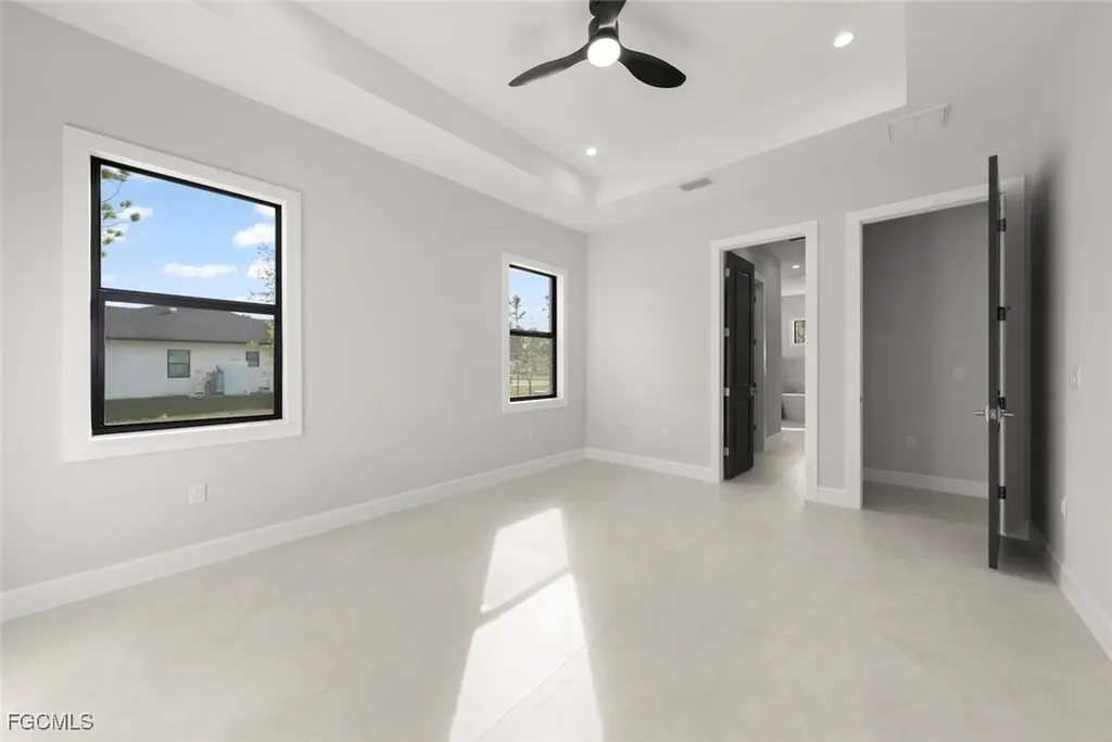 2481 24th Avenue NE Naples FL 34120