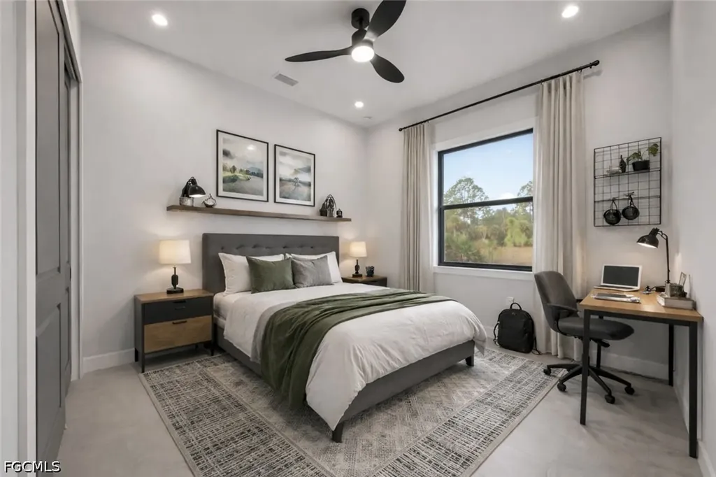 2481 24th Avenue NE Naples FL 34120