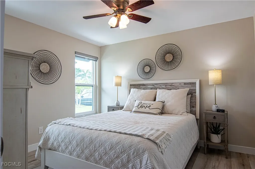 3514 SE 22nd Place Cape Coral FL 33904