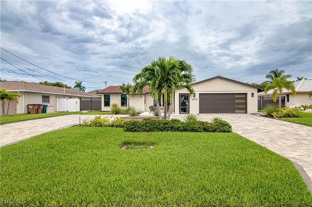 3514 SE 22nd Place Cape Coral FL 33904