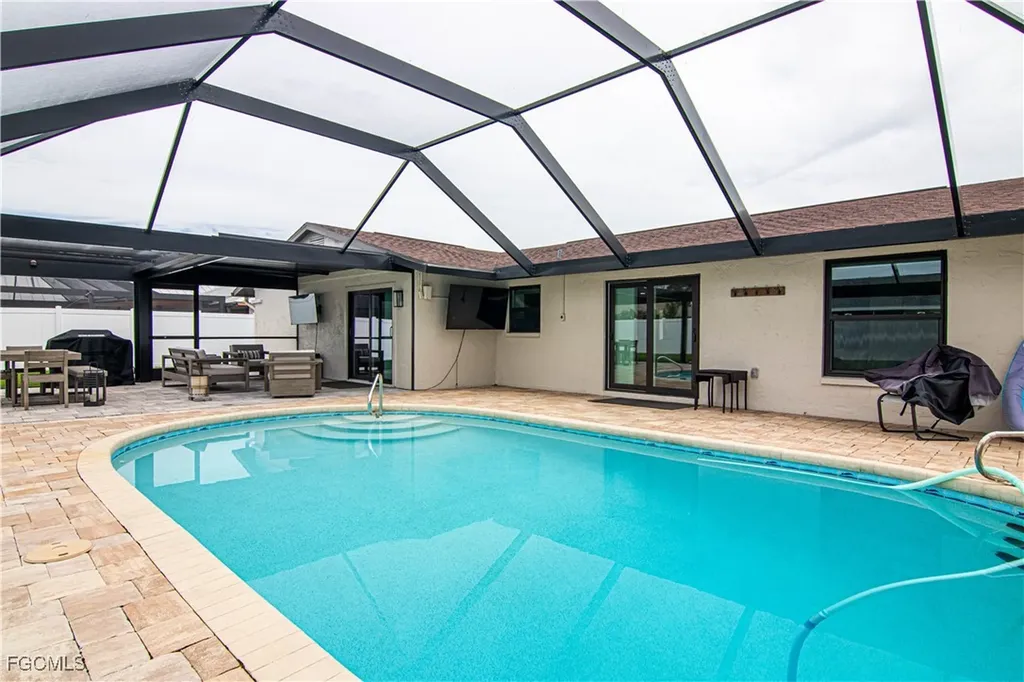 3514 SE 22nd Place Cape Coral FL 33904