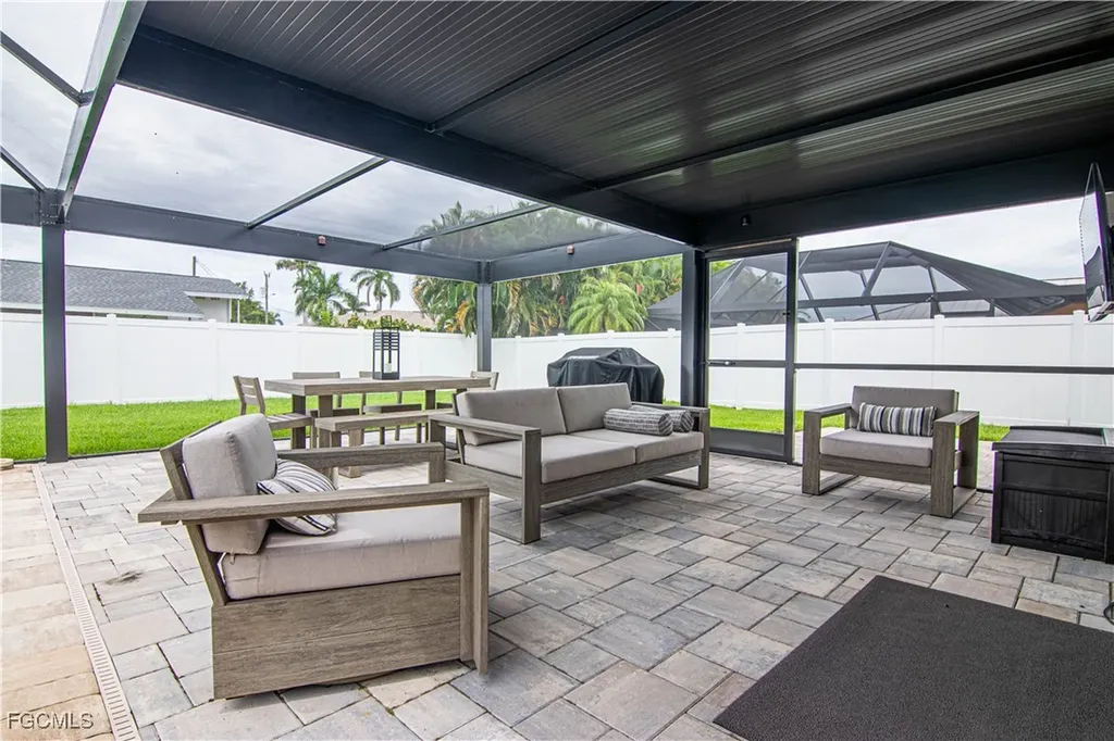 3514 SE 22nd Place Cape Coral FL 33904