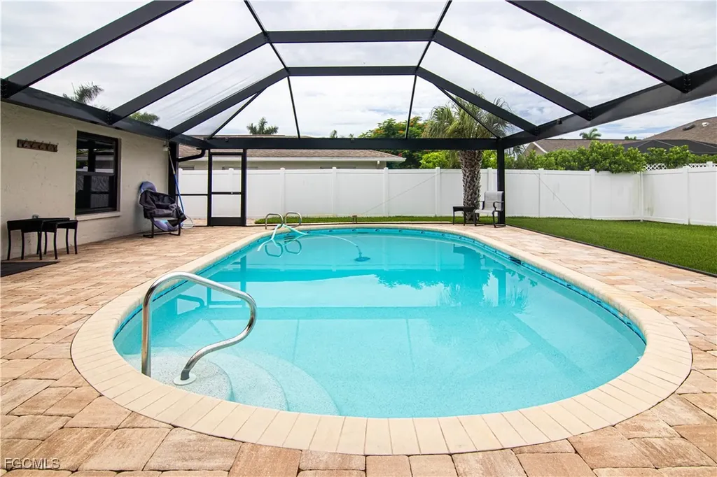 3514 SE 22nd Place Cape Coral FL 33904