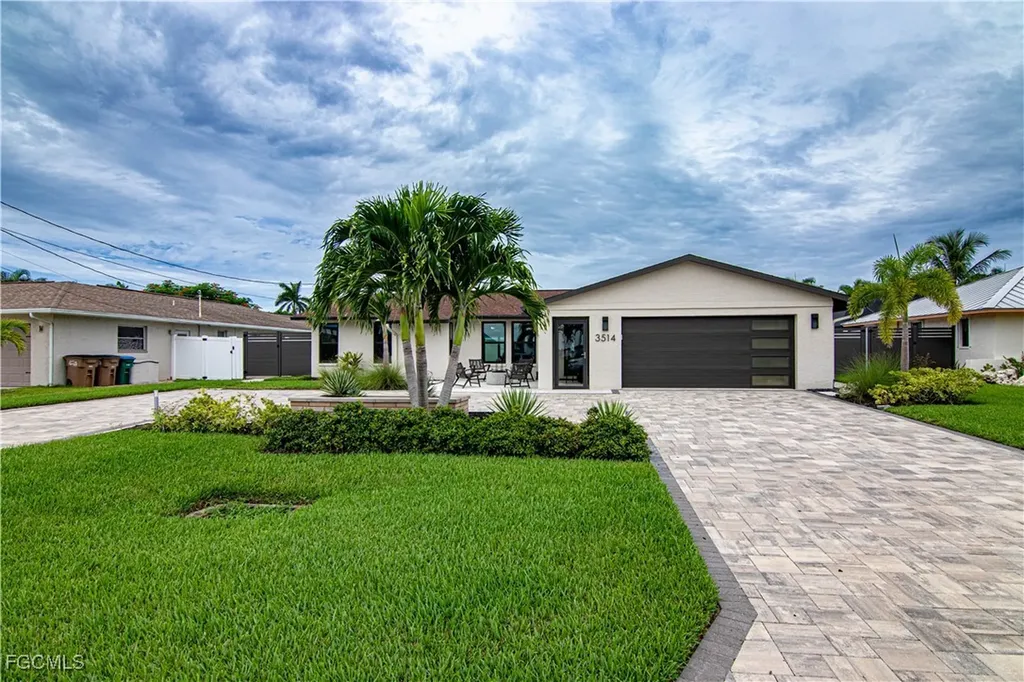 3514 SE 22nd Place Cape Coral FL 33904