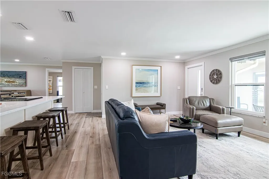 3514 SE 22nd Place Cape Coral FL 33904