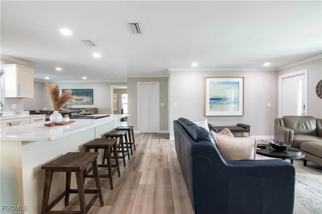 3514 SE 22nd Place Cape Coral FL 33904